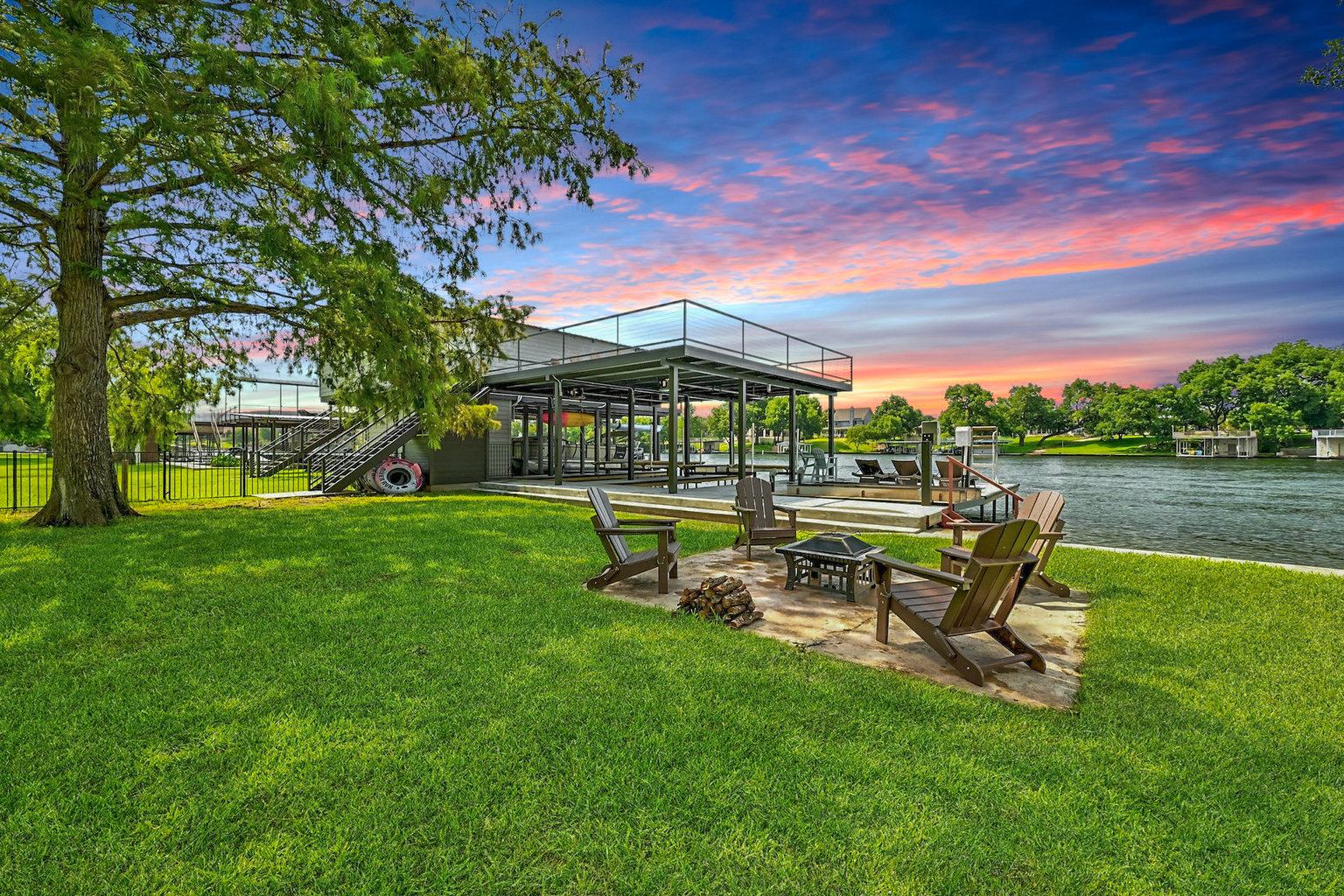 Kingsland Vacation Rental