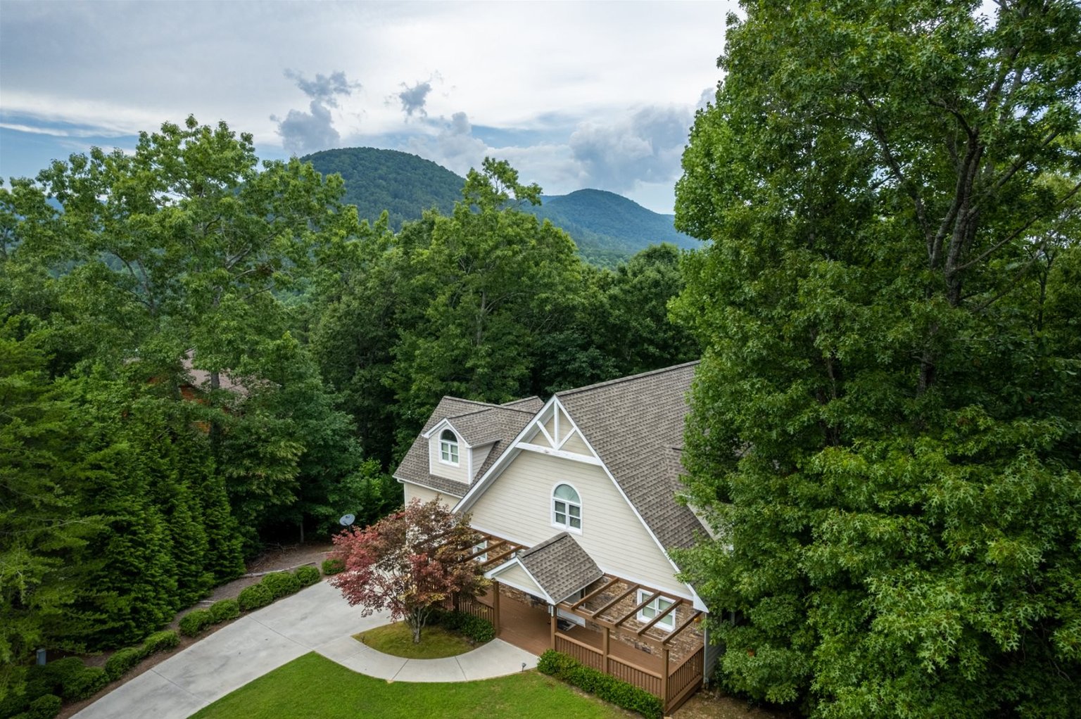 Helen Vacation Rental