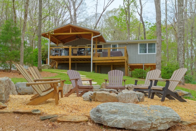 Clarkesville Vacation Rental