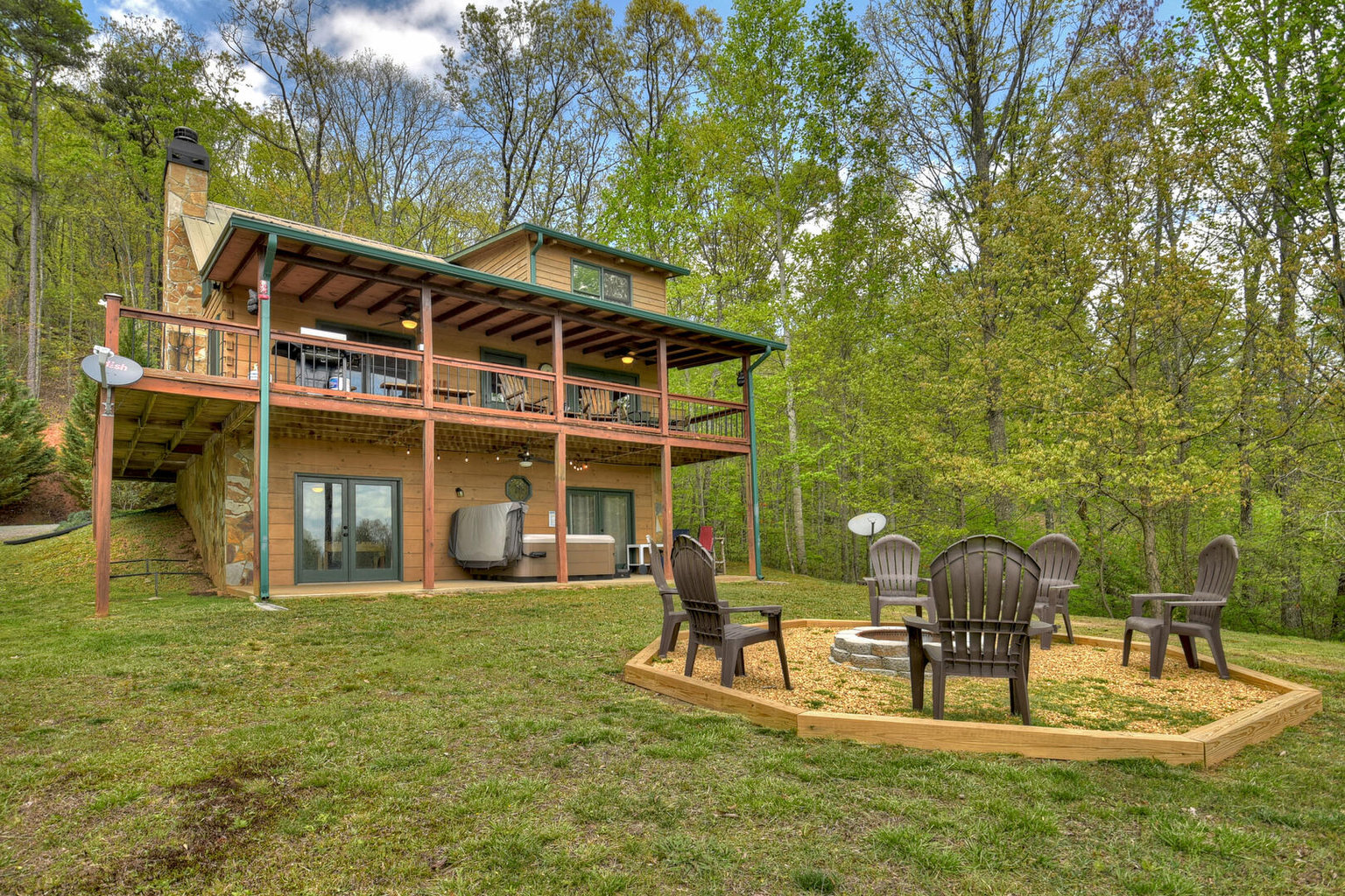 Mineral Bluff Vacation Rental