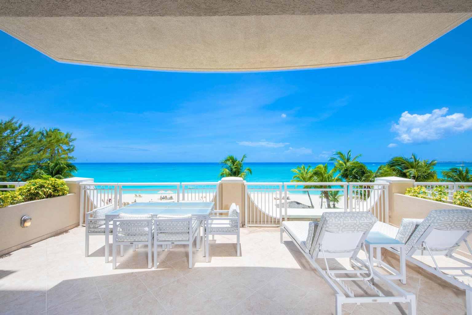 Seven Mile Beach Vacation Rental