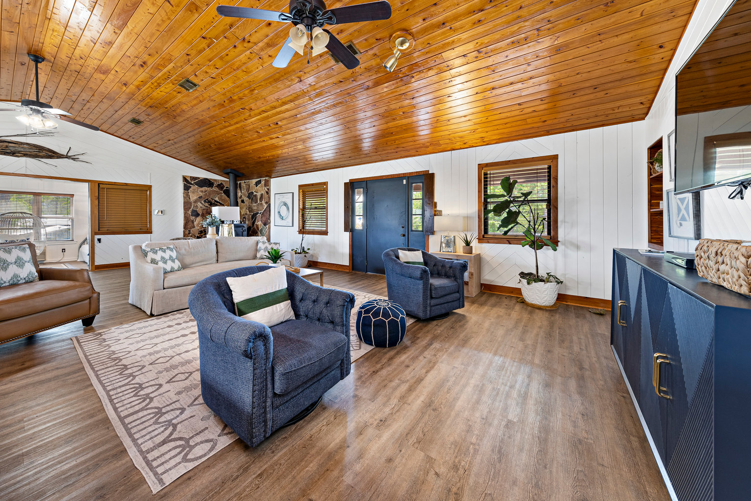 Elberta Vacation Rental