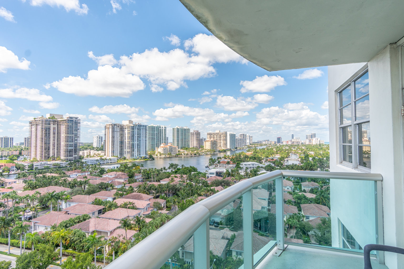 Sunny Isles Beach. Vacation Rental