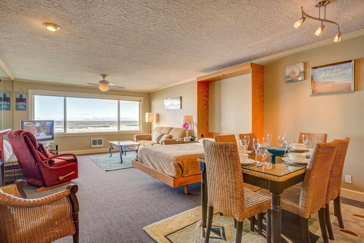 Lincoln City Vacation Rental