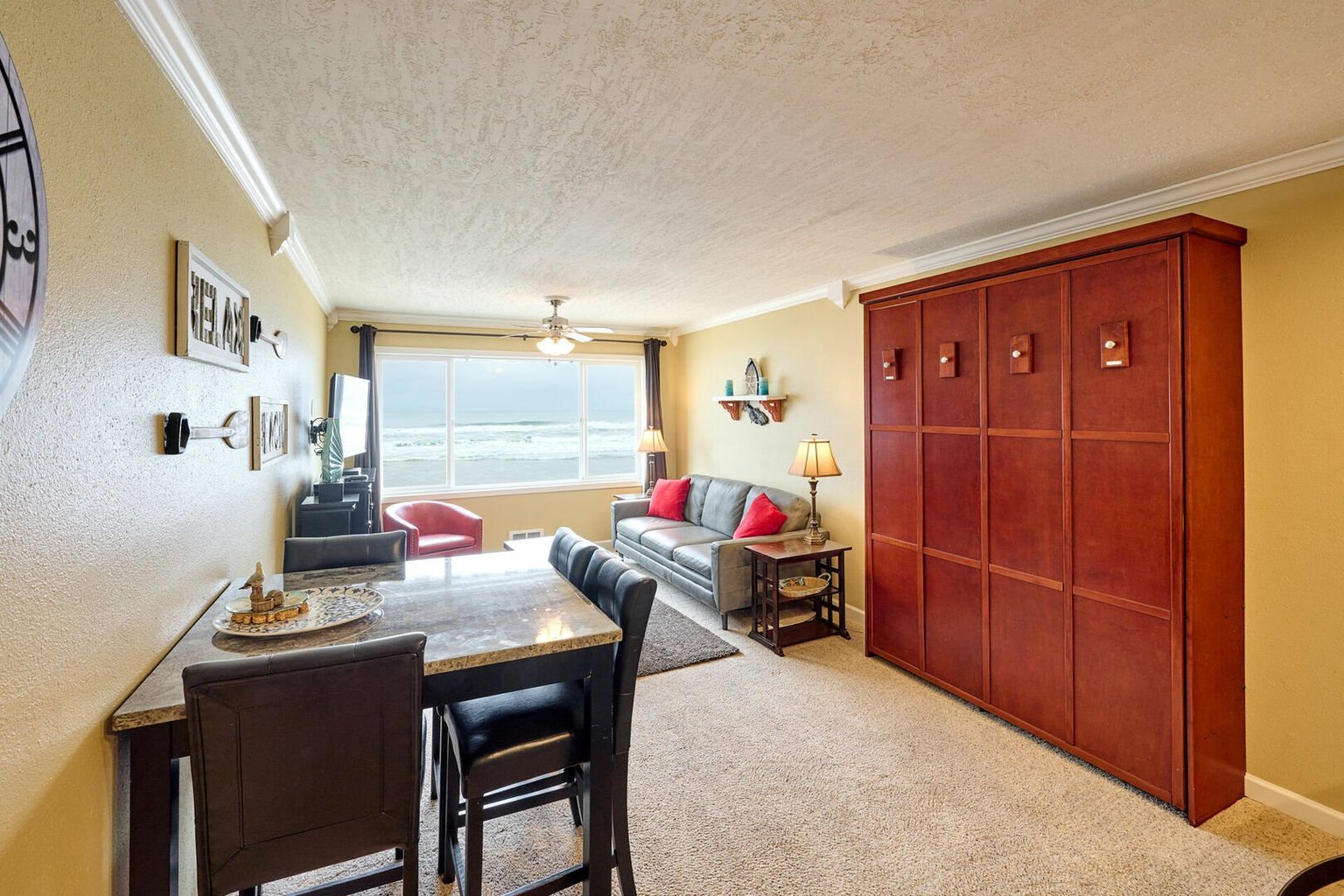 Lincoln City Vacation Rental