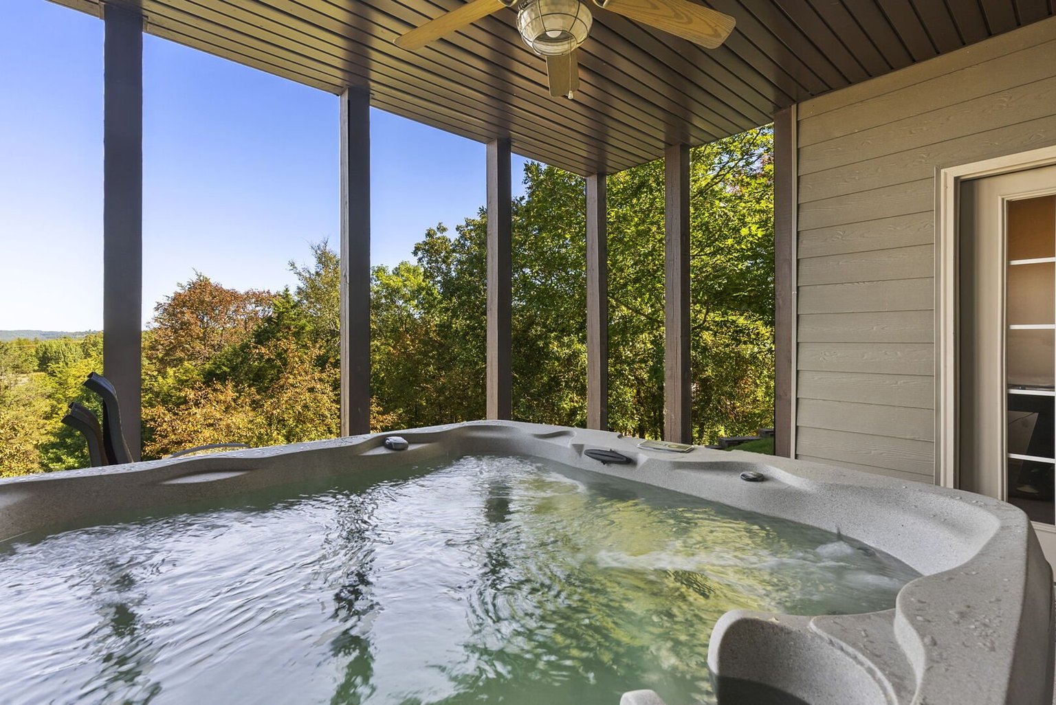 Reeds Spring Vacation Rental