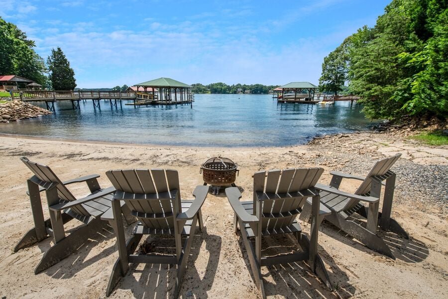 Mooresville Vacation Rental