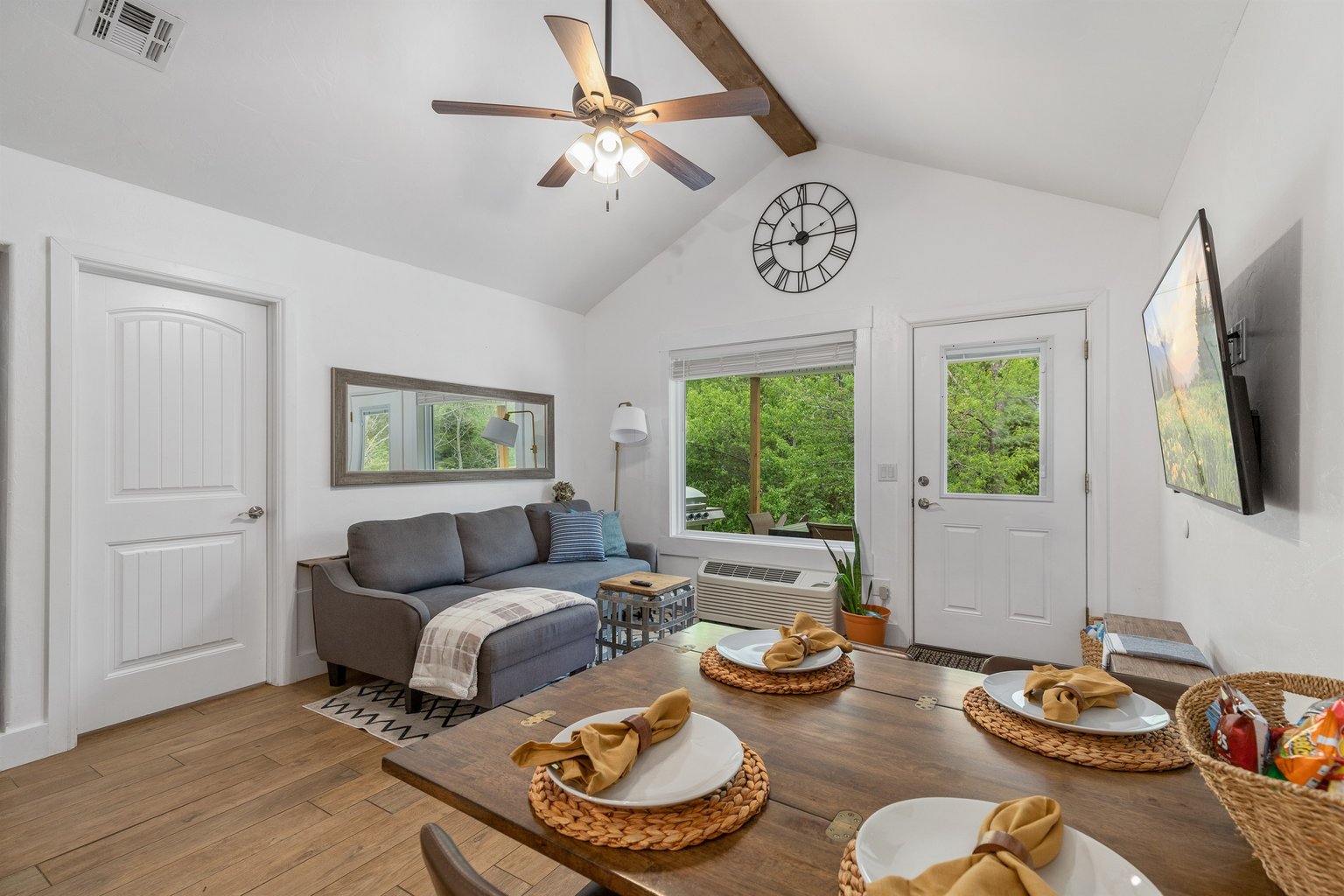 Grove Vacation Rental