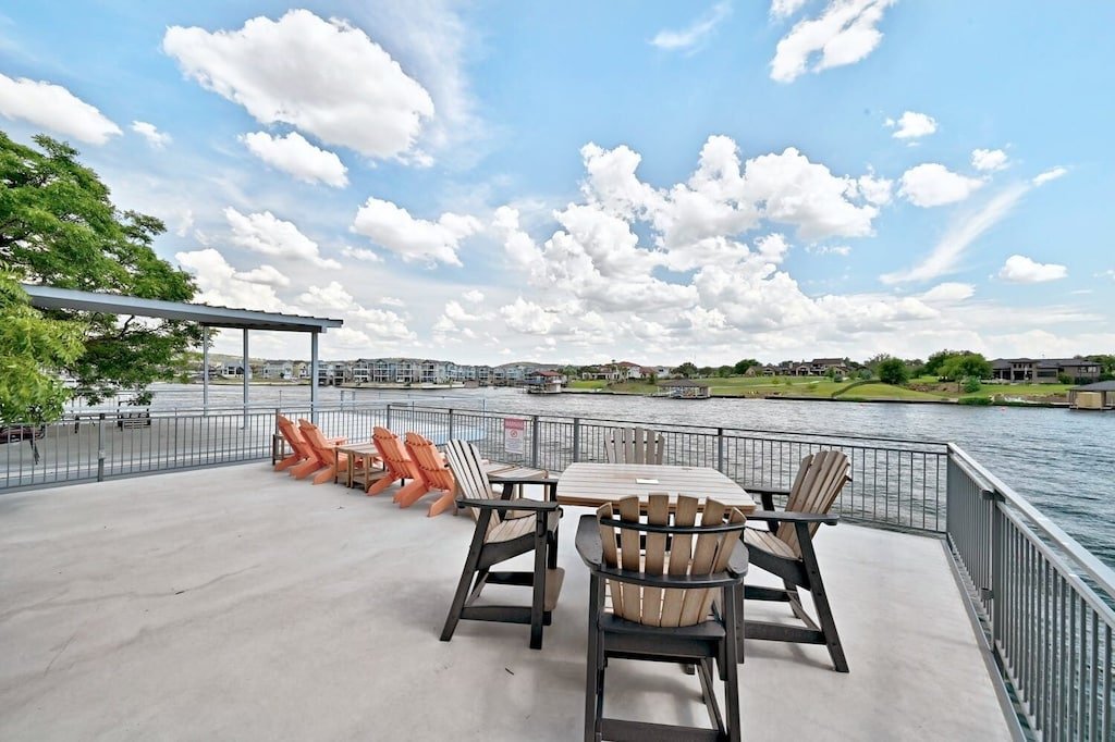 Kingsland Vacation Rental