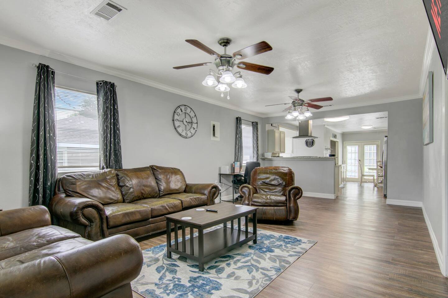 Groves Vacation Rental
