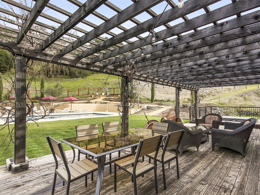 Cloverdale Vacation Rental