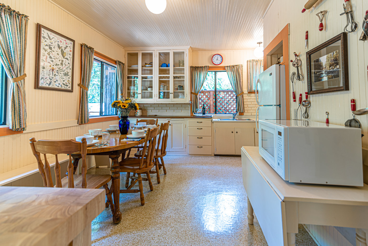 Rio Nido Vacation Rental