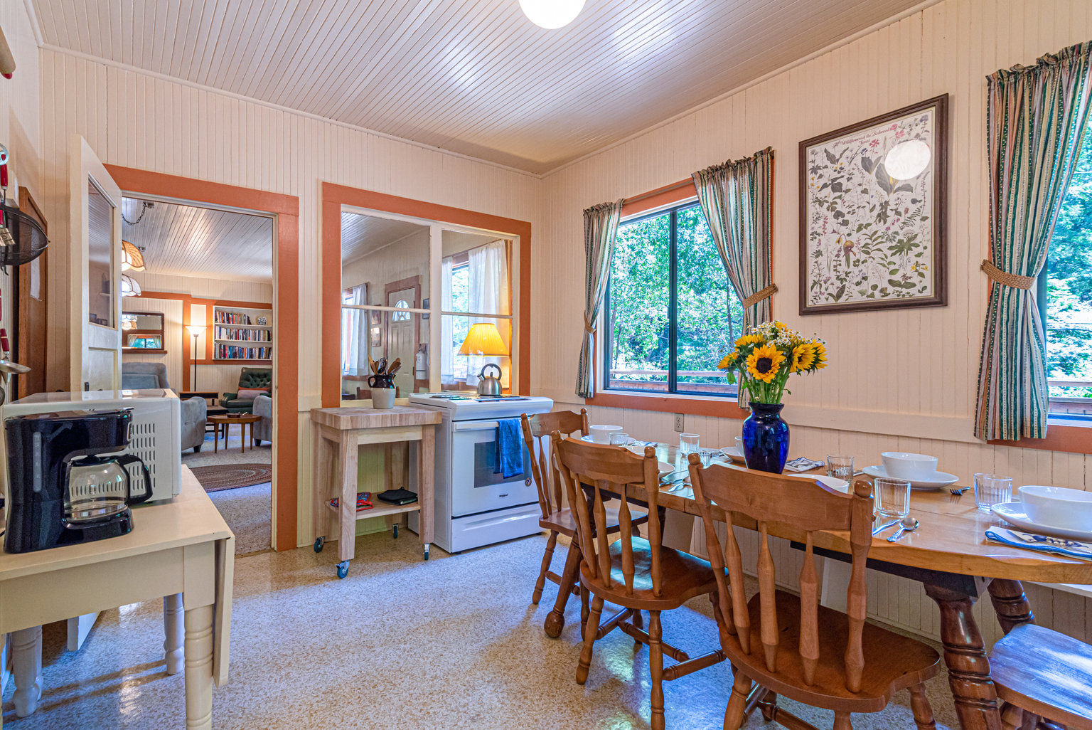 Rio Nido Vacation Rental