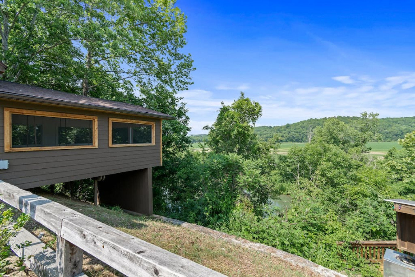 Lobelville Vacation Rental