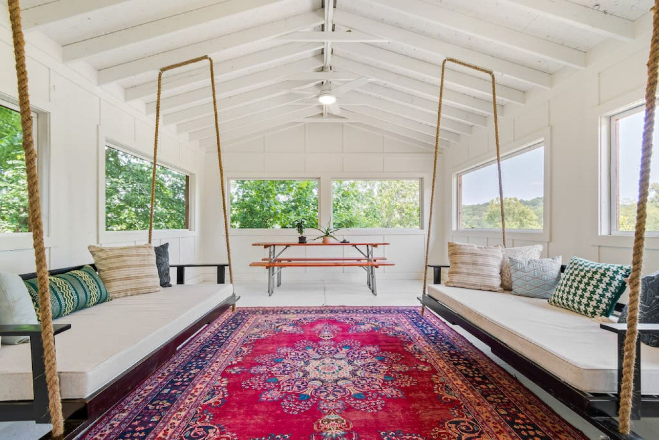 Lobelville Vacation Rental