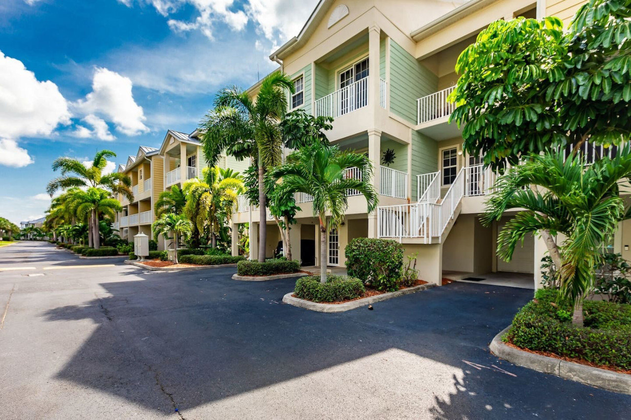 Ruskin Vacation Rental