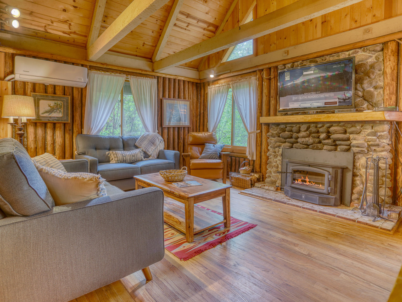 Rhododendron Vacation Rental