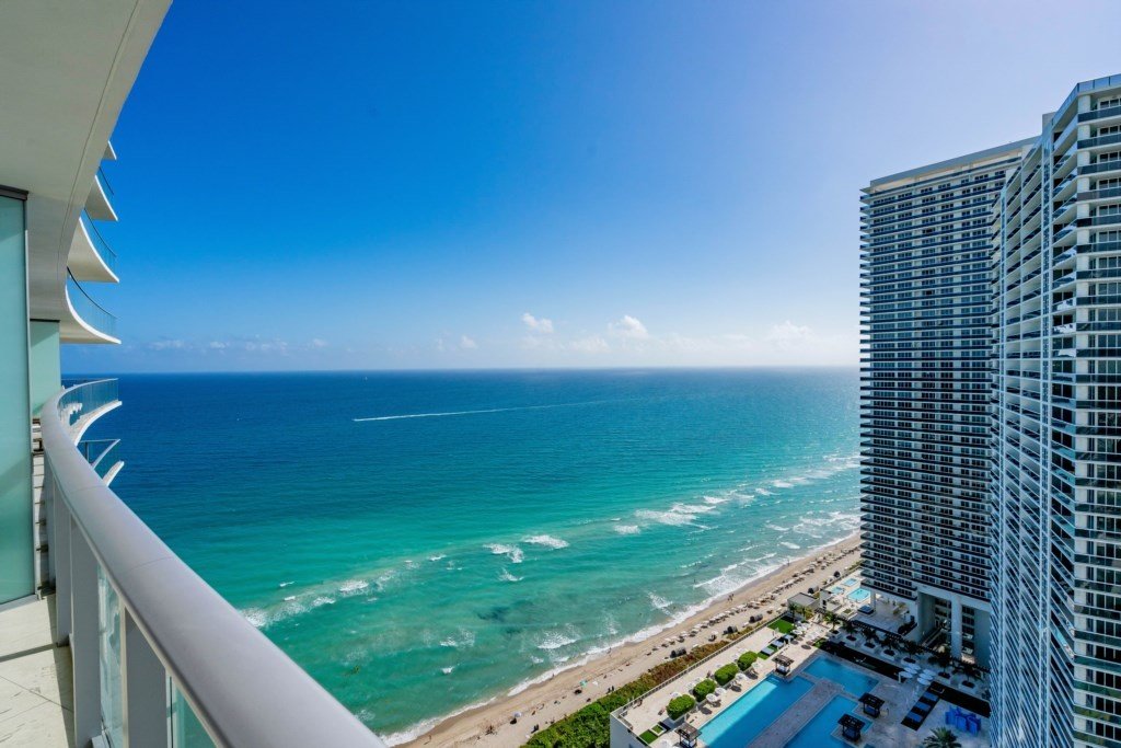Hollywood Beach Vacation Rental