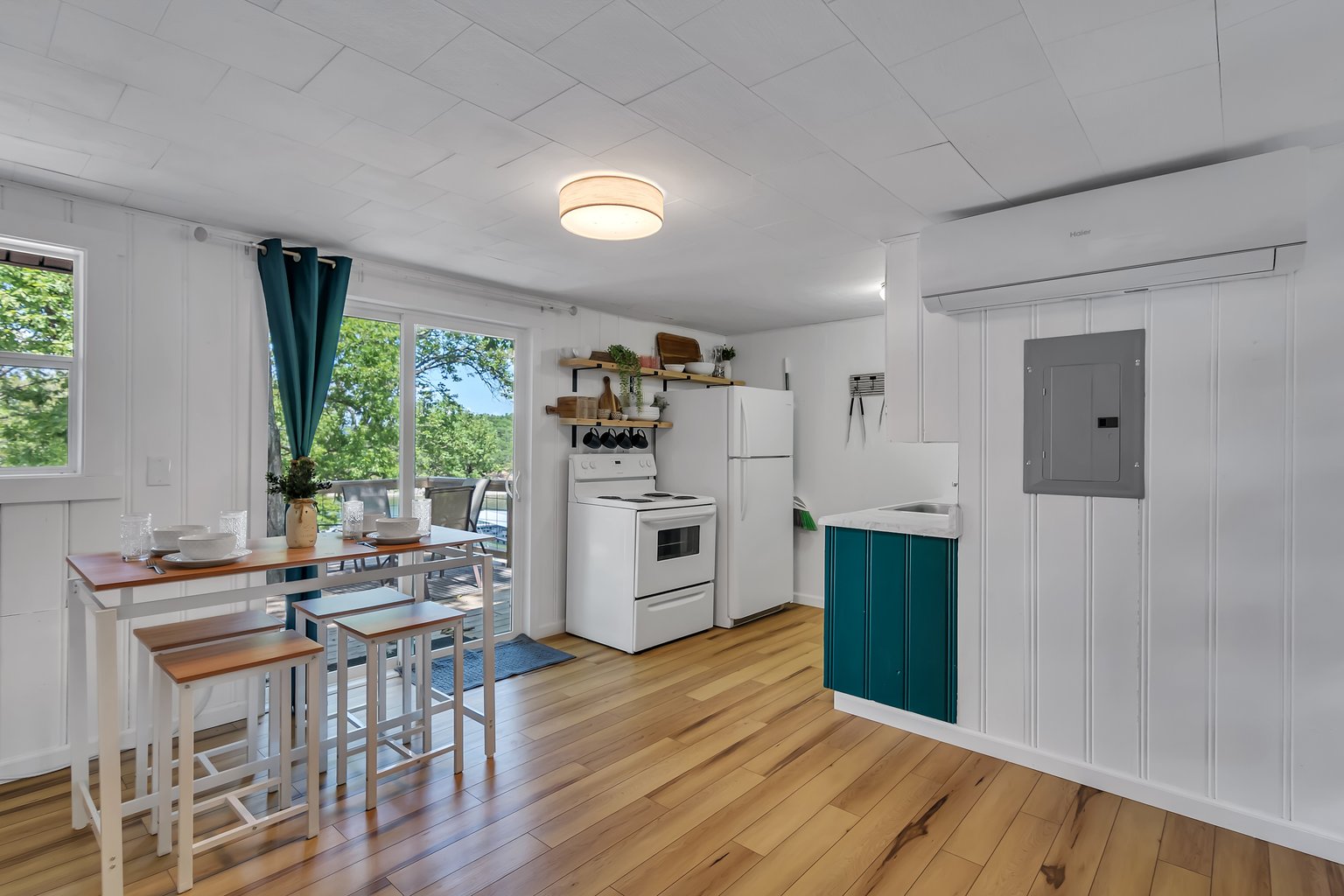 Reeds Spring Vacation Rental