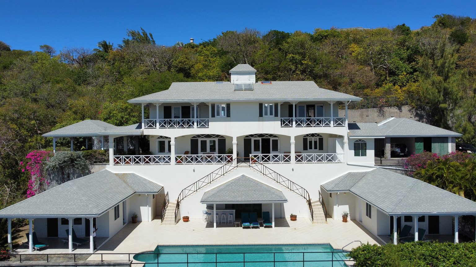 Cap Estate Vacation Rental