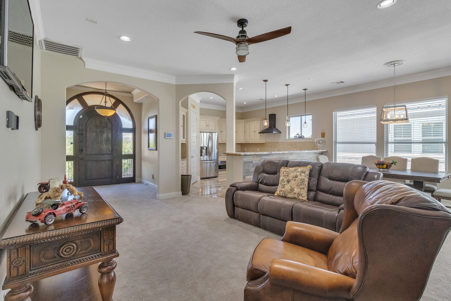Dickinson Vacation Rental