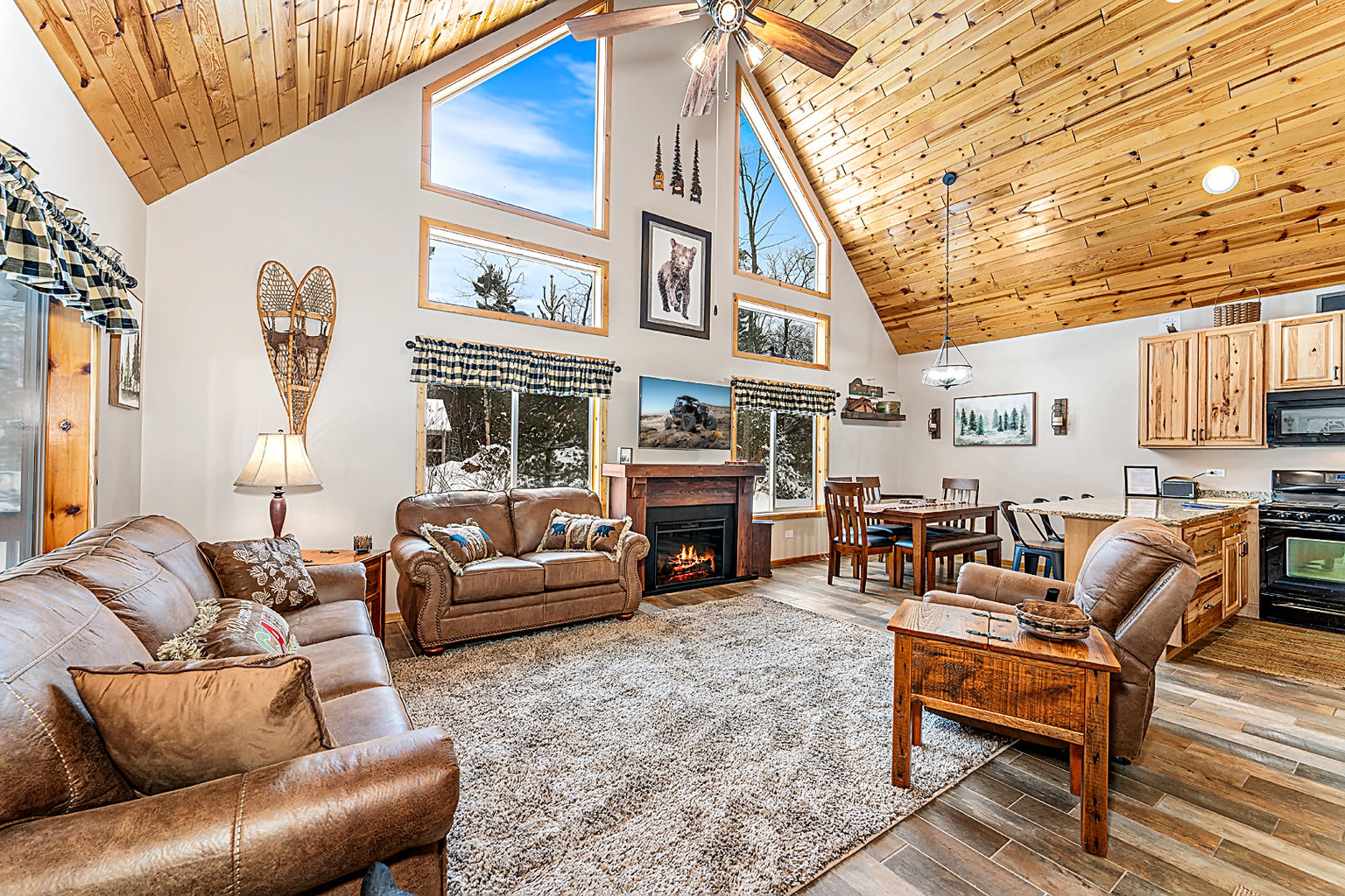 Lake Tomahawk Vacation Rental