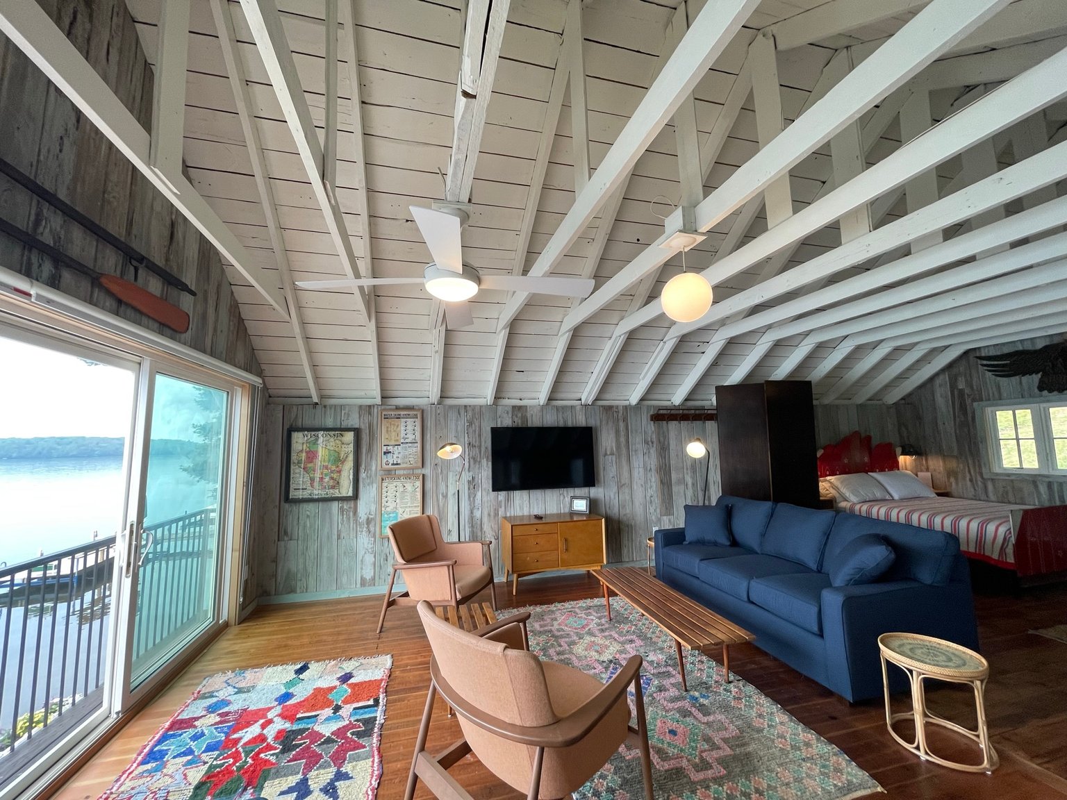 Lake Tomahawk Vacation Rental