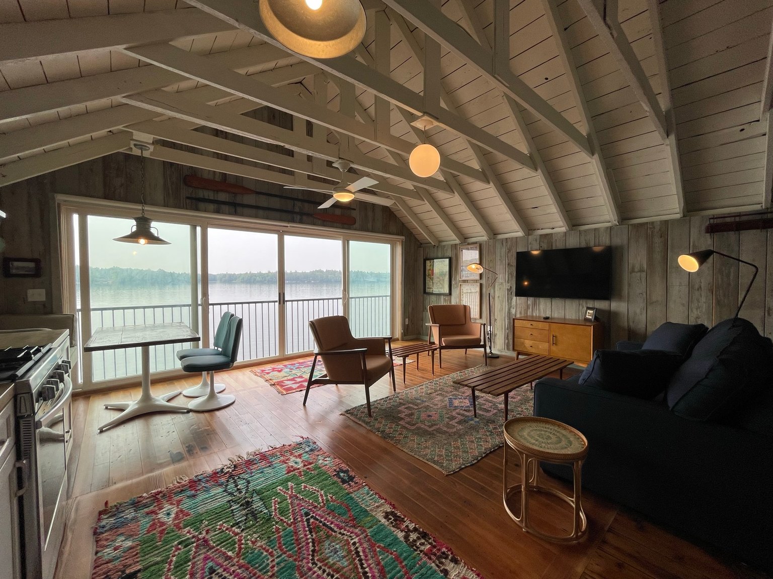 Lake Tomahawk Vacation Rental