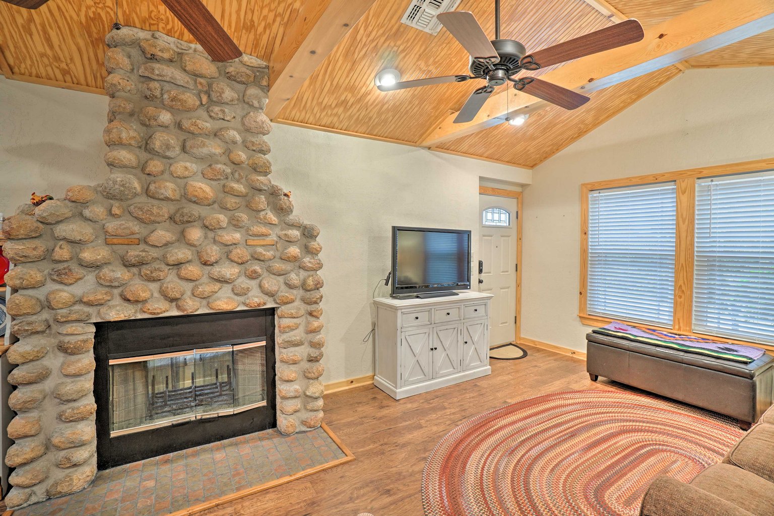 Medicine Park Vacation Rental