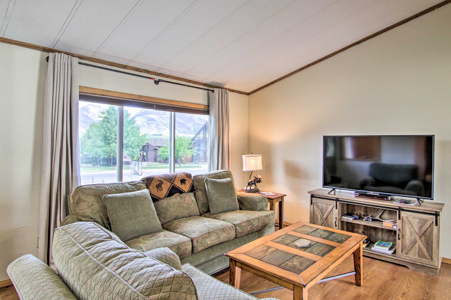 Emigrant Vacation Rental