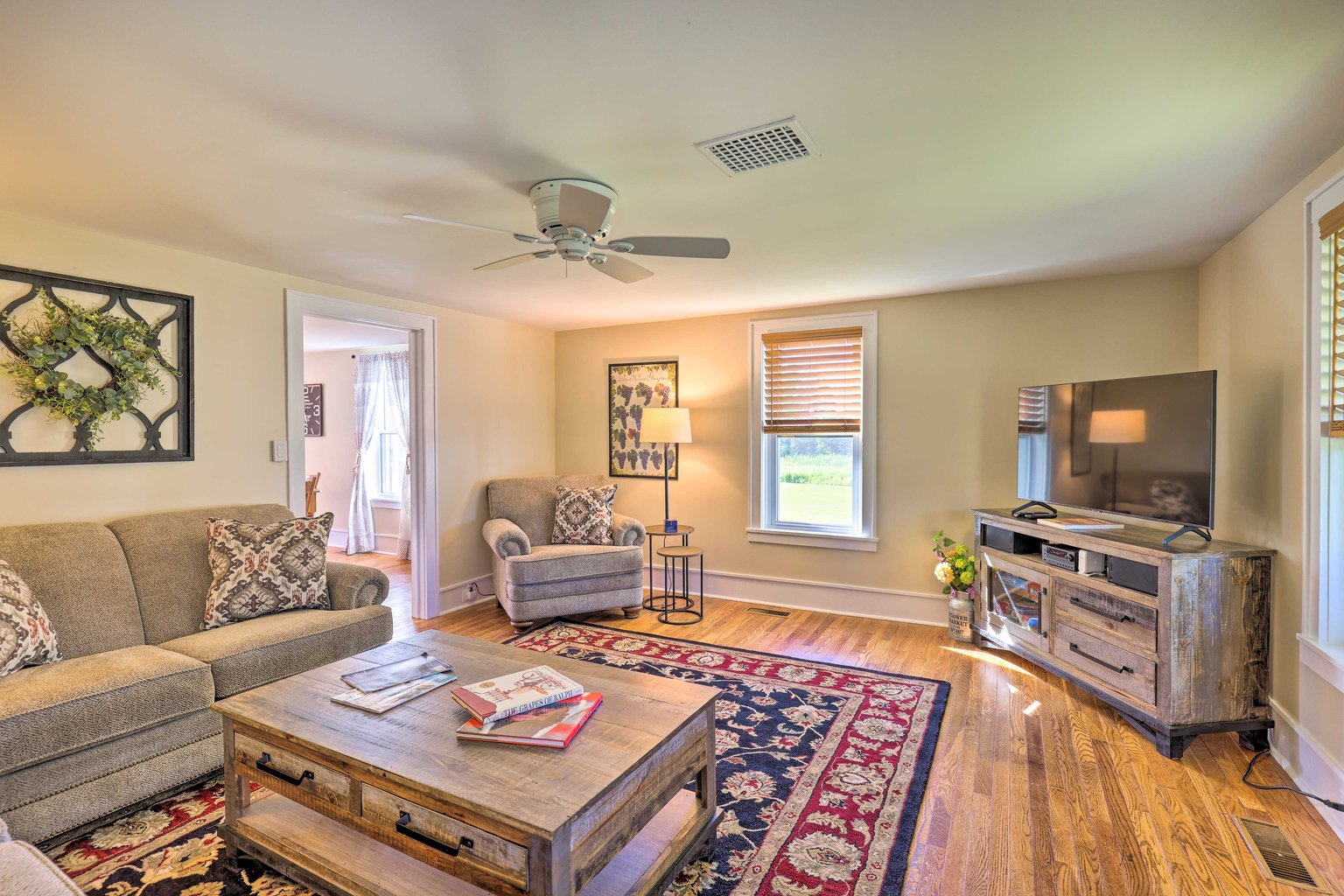 Hector Vacation Rental