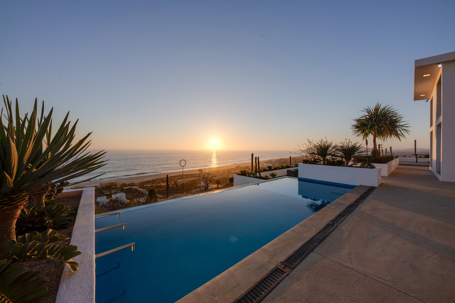 Los Cerritos Vacation Rental