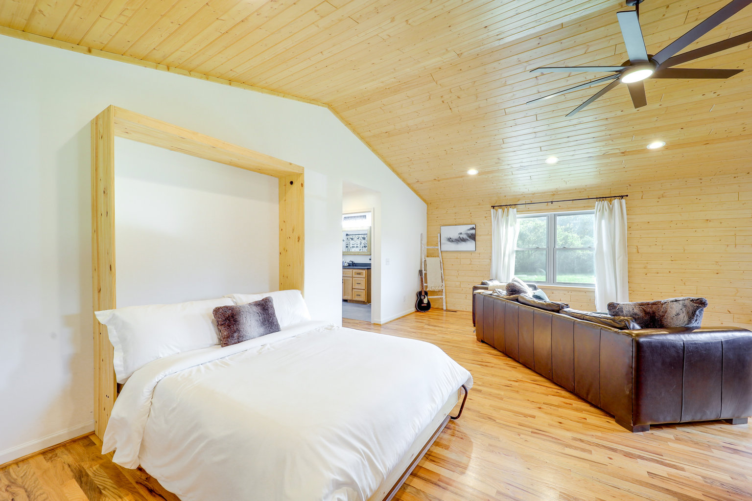 Purlear Vacation Rental