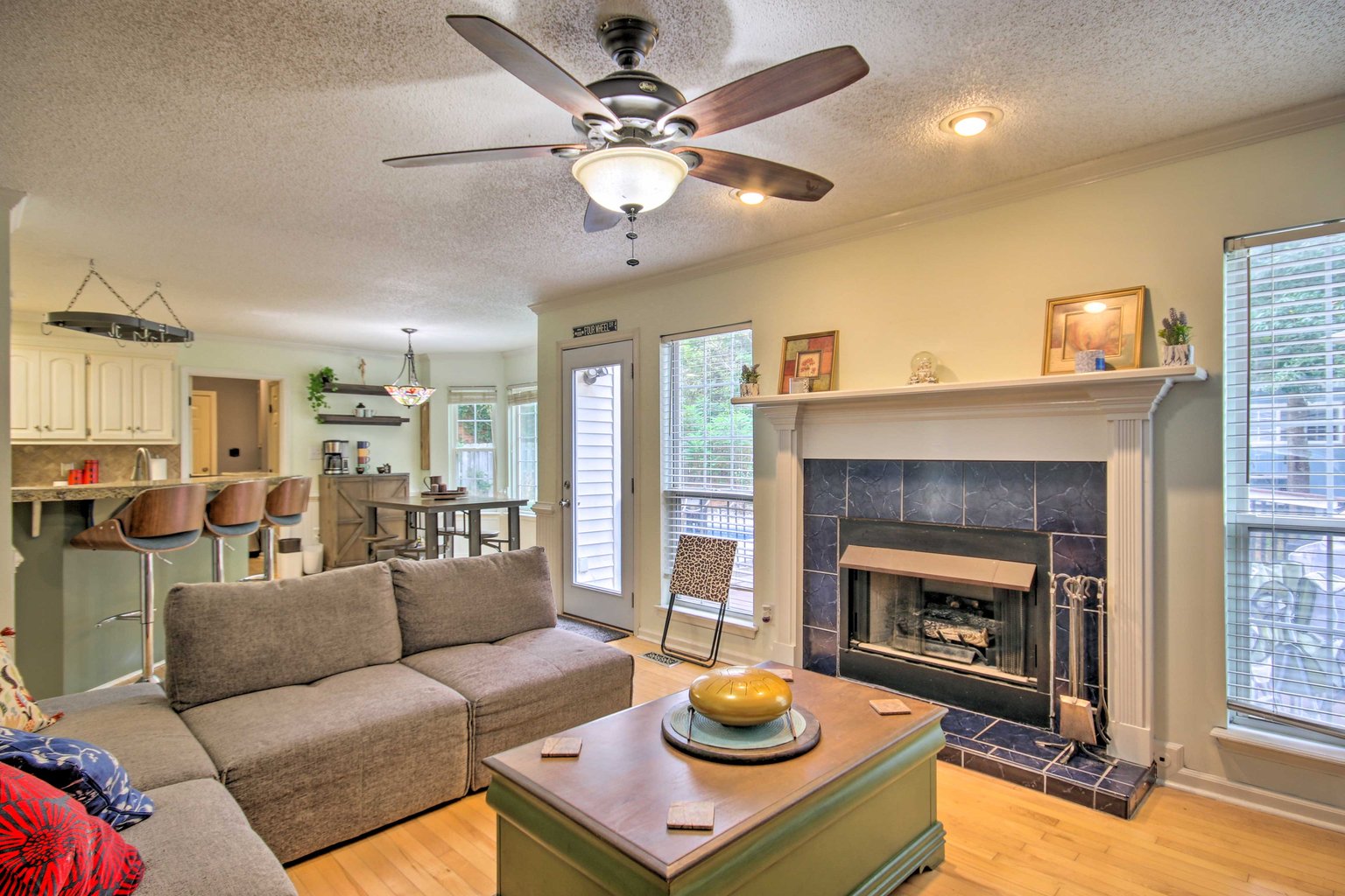 Martinez Vacation Rental