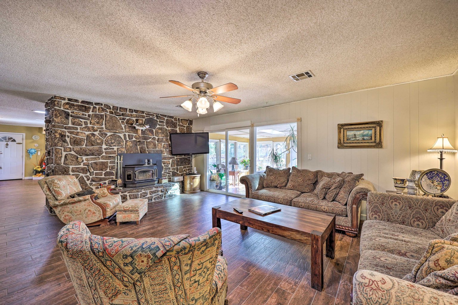 Rogers Vacation Rental