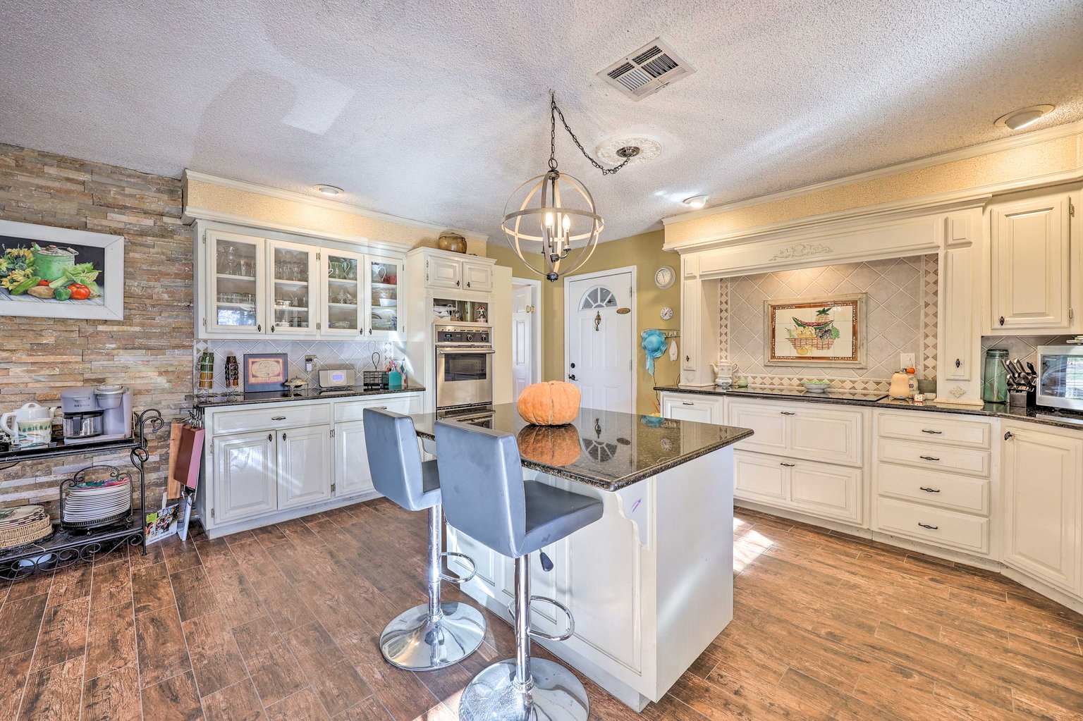 Rogers Vacation Rental