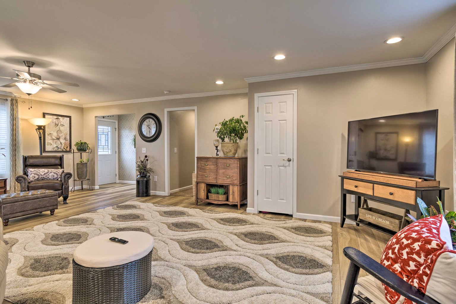 Bridgeport Vacation Rental