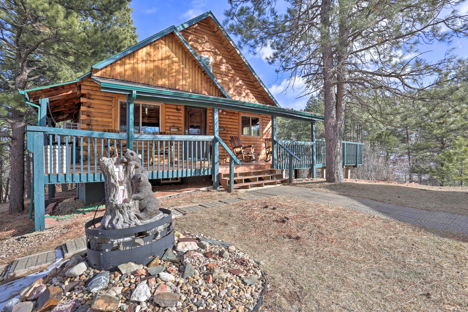 Whitewood Vacation Rental
