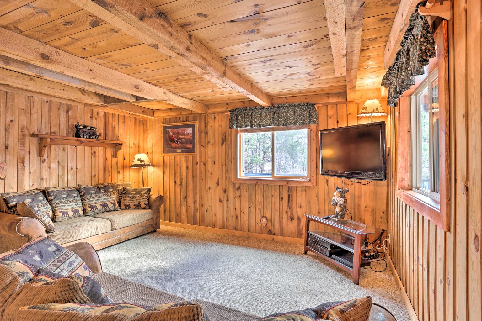 Whitewood Vacation Rental