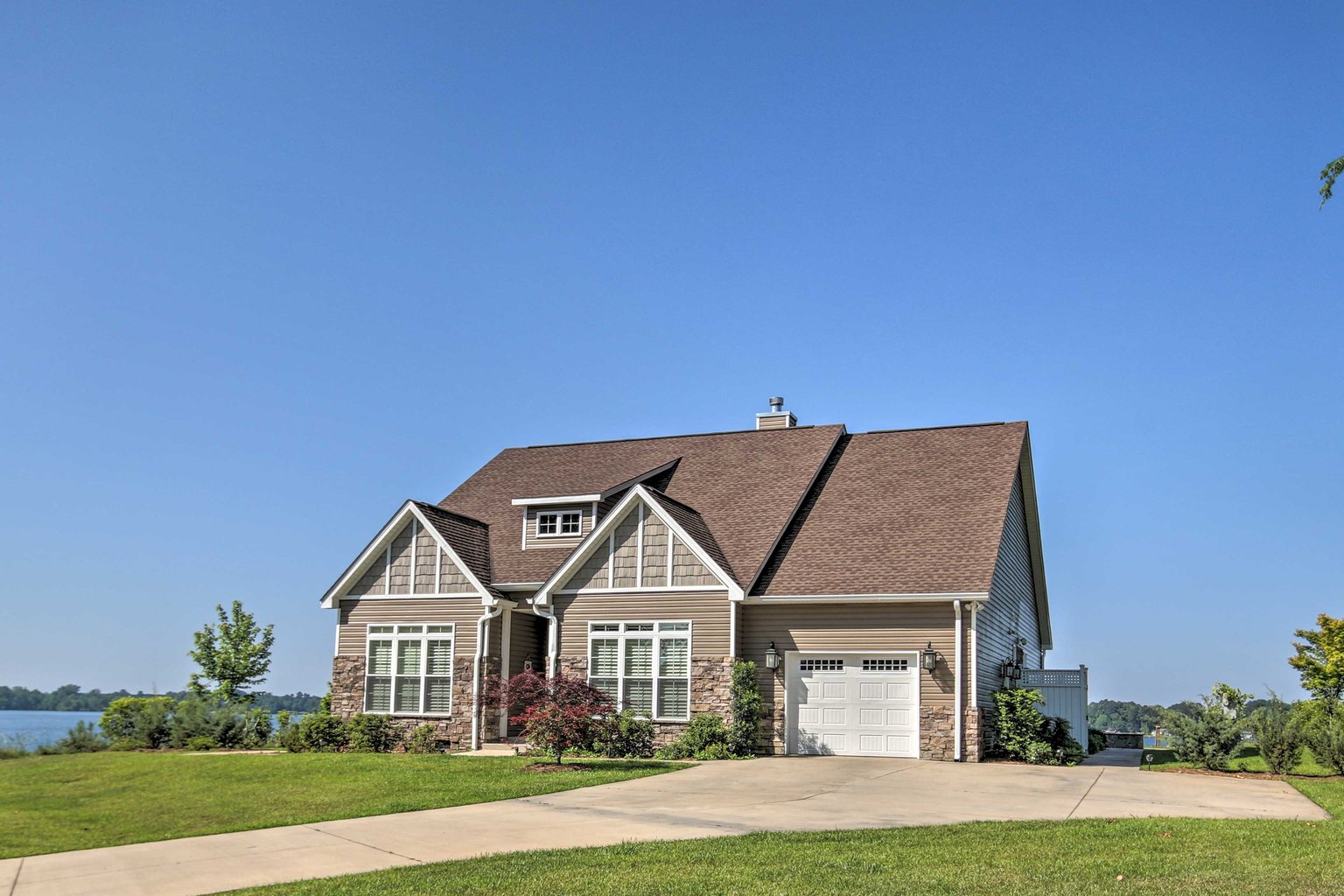 Cross Hill Vacation Rental