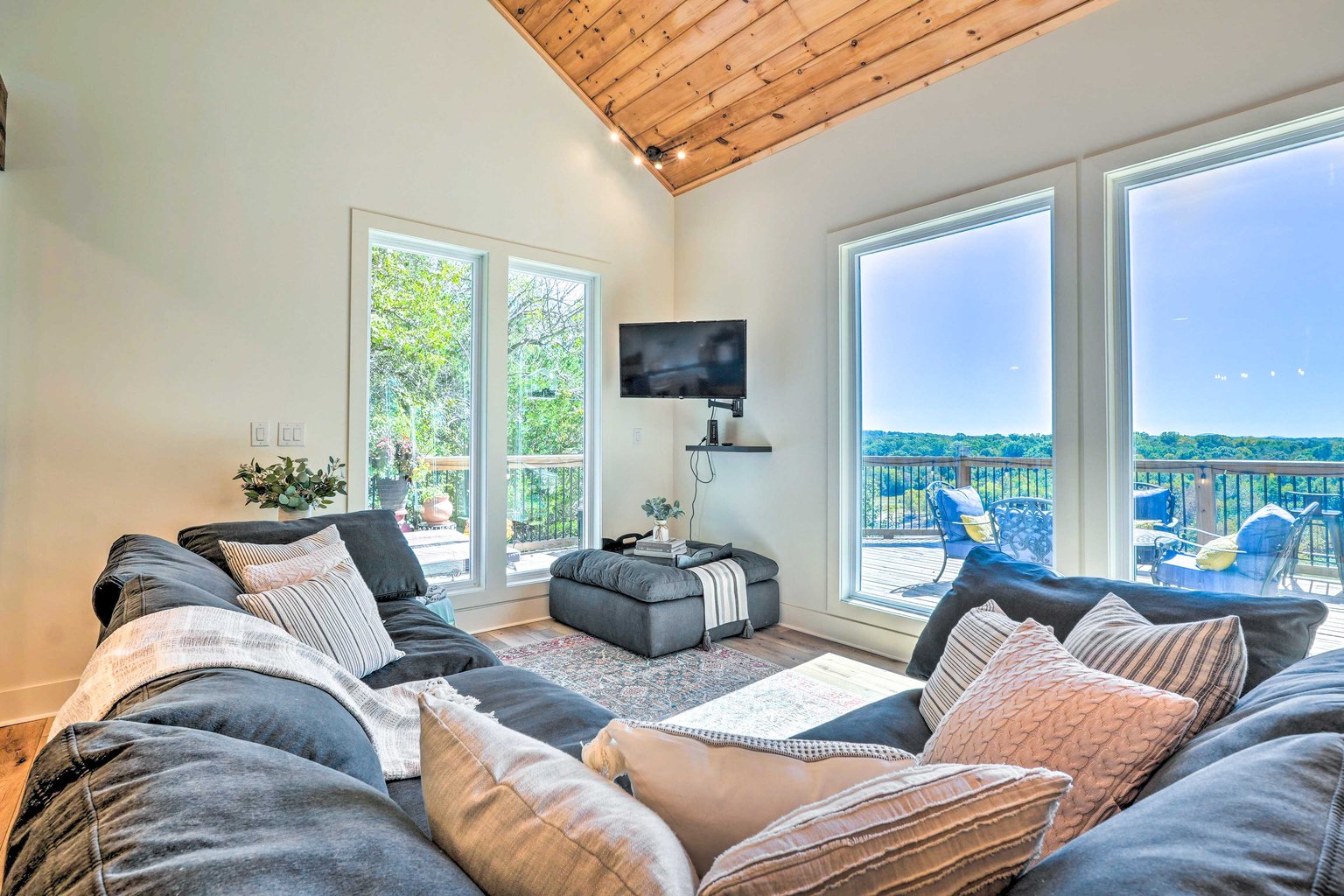 Golden Vacation Rental