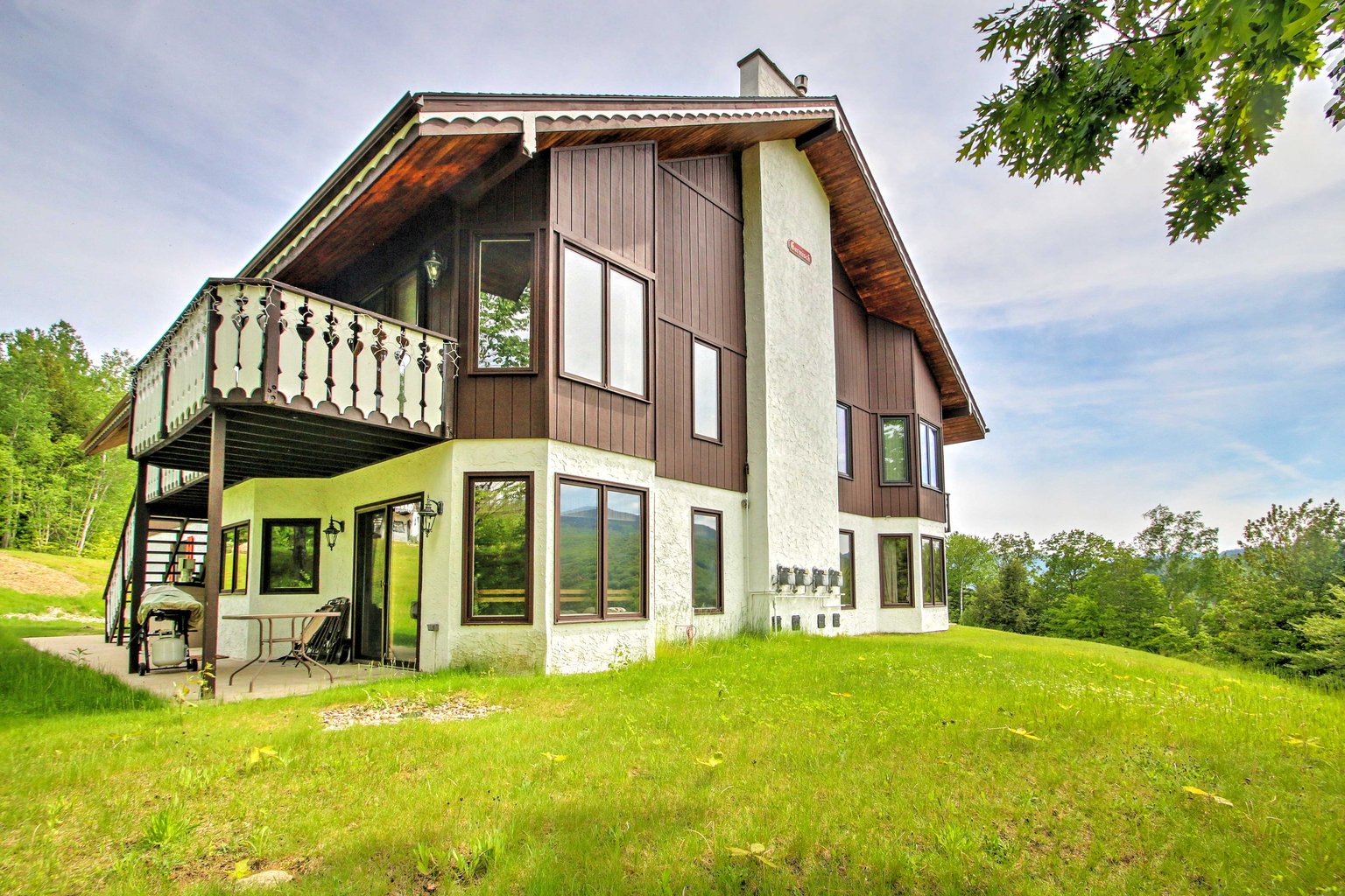 HARTS LCTN Vacation Rental