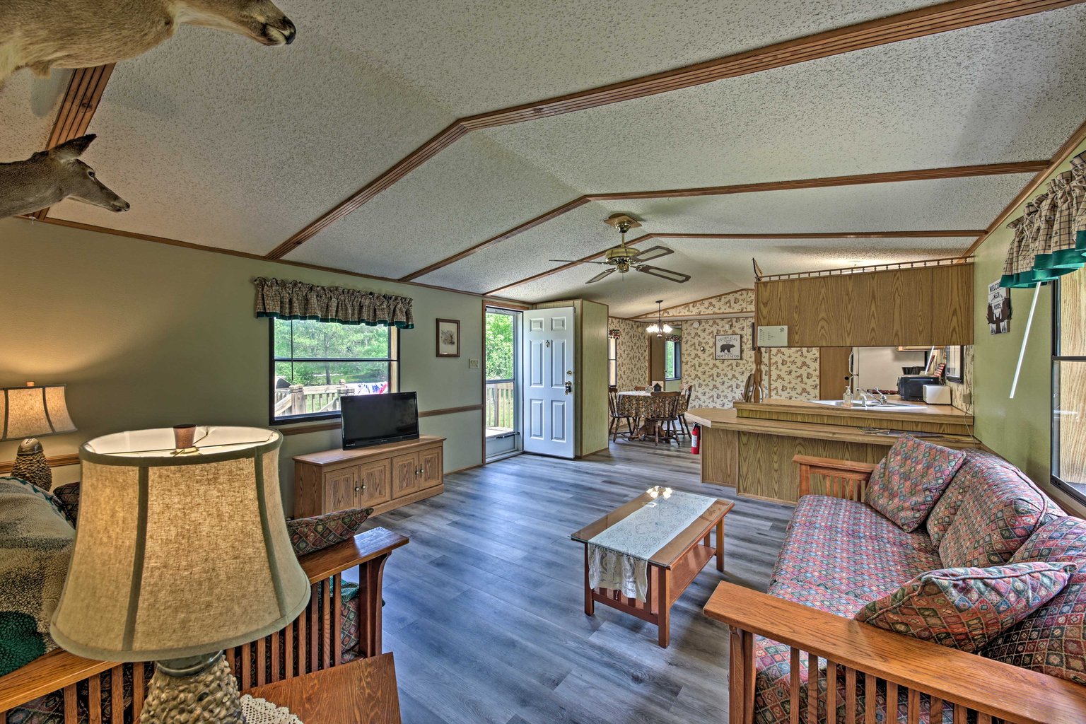 Arkdale Vacation Rental