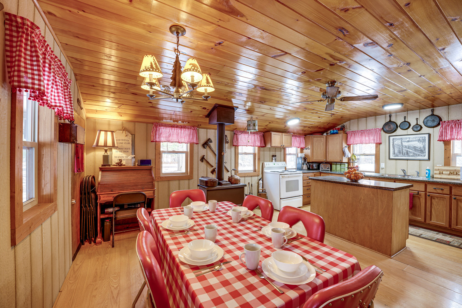 Irons Vacation Rental