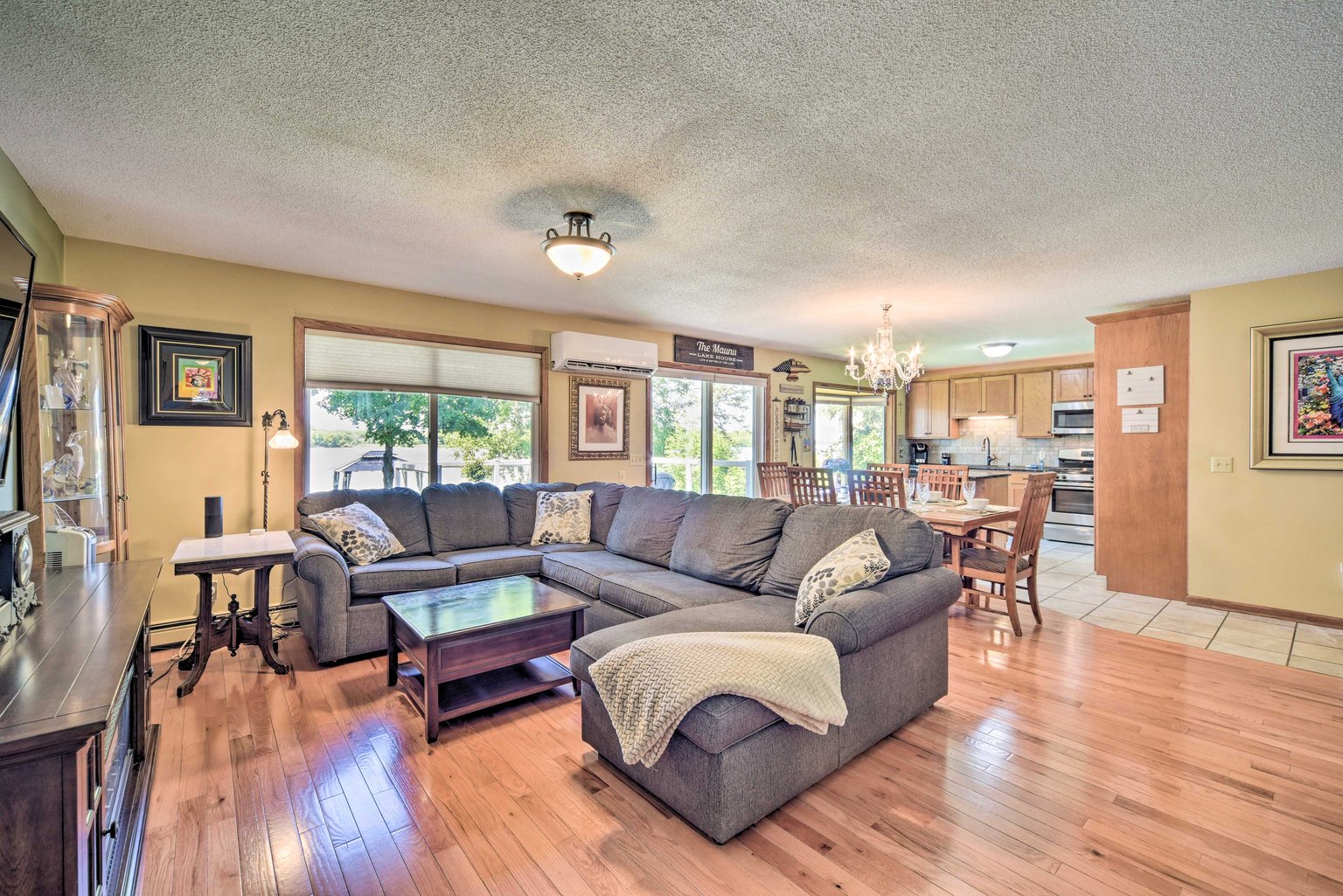 Hugo Vacation Rental