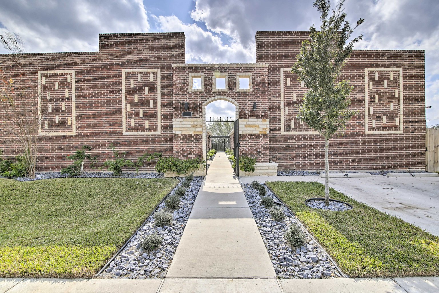 Edinburg Vacation Rental