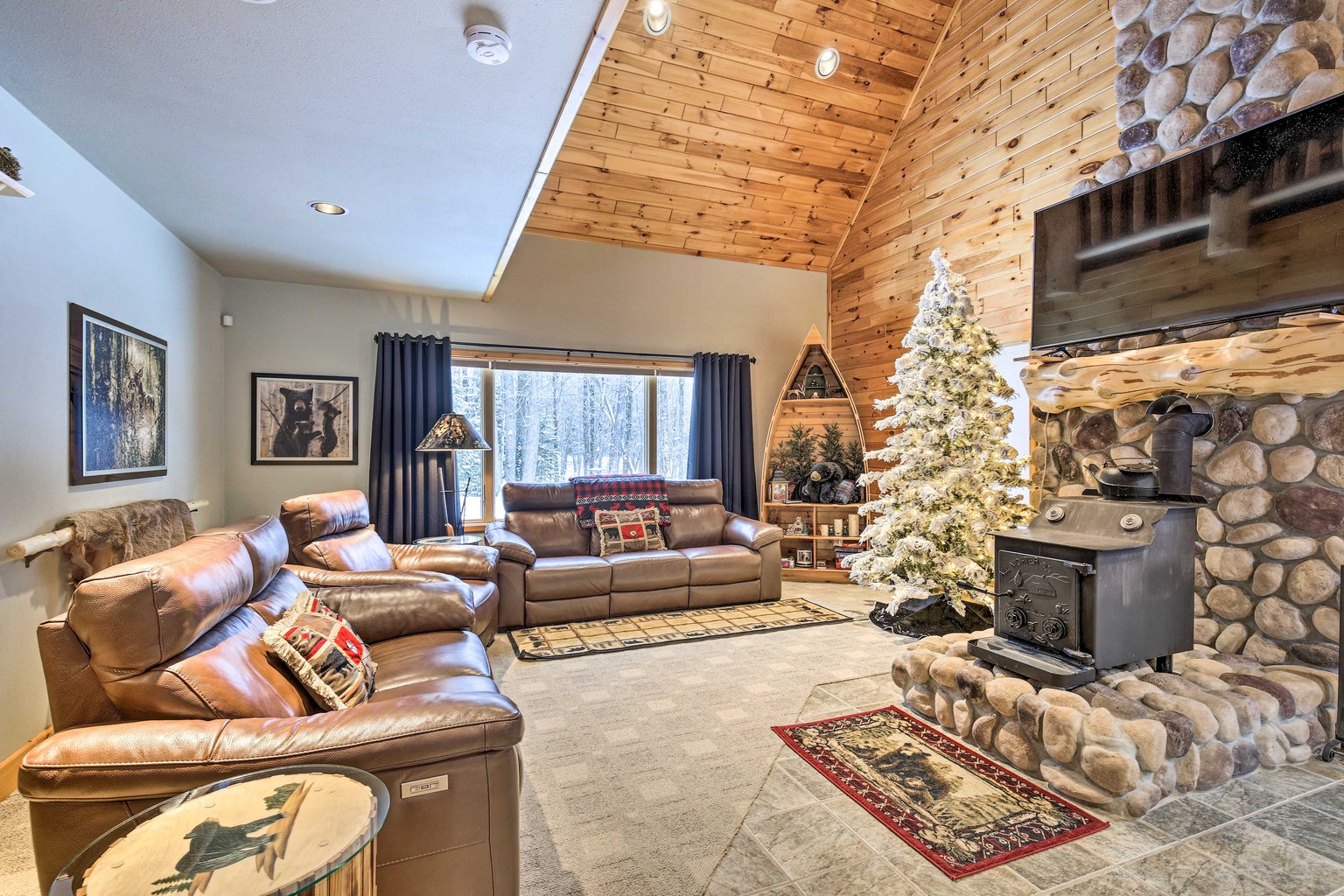 Phelps Vacation Rental