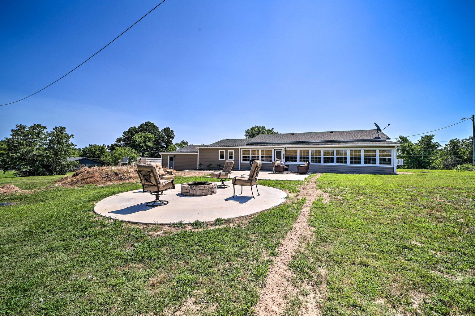 Spiro Vacation Rental