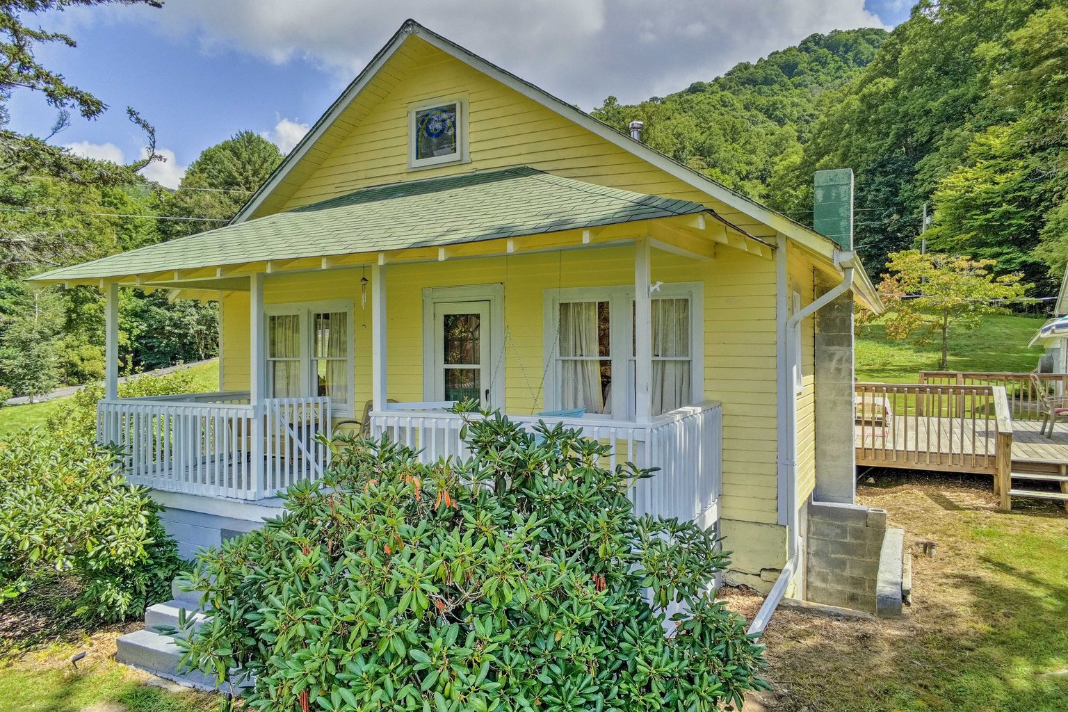 Bakersville Vacation Rental