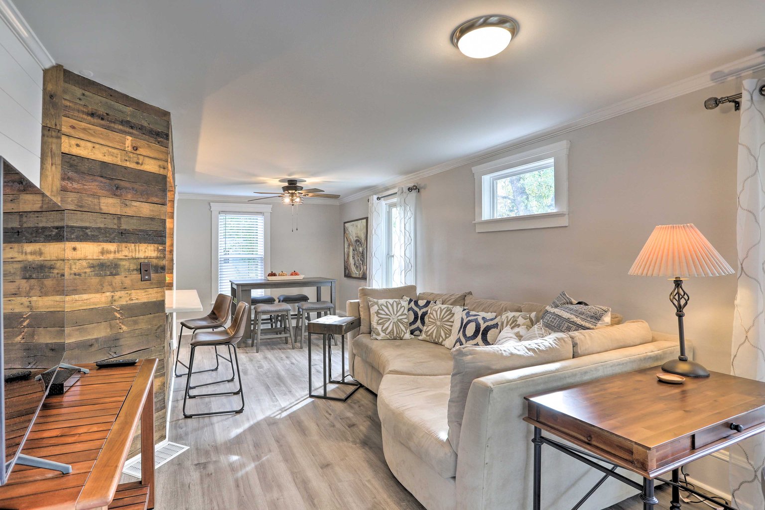 Willoughby Vacation Rental